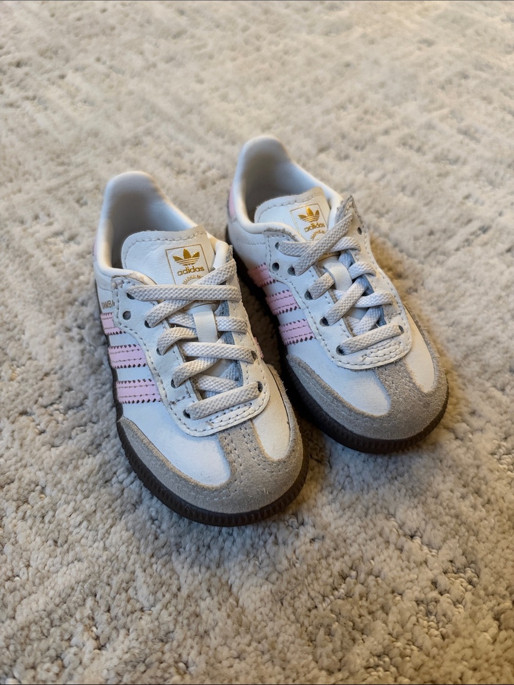 adidas Kids Sambas in White, Pink